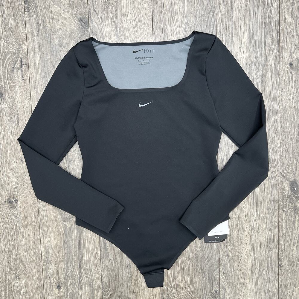 Nike Form Bodysuit Sz Medium Womens Black Long Sleeve Tight Fit $80